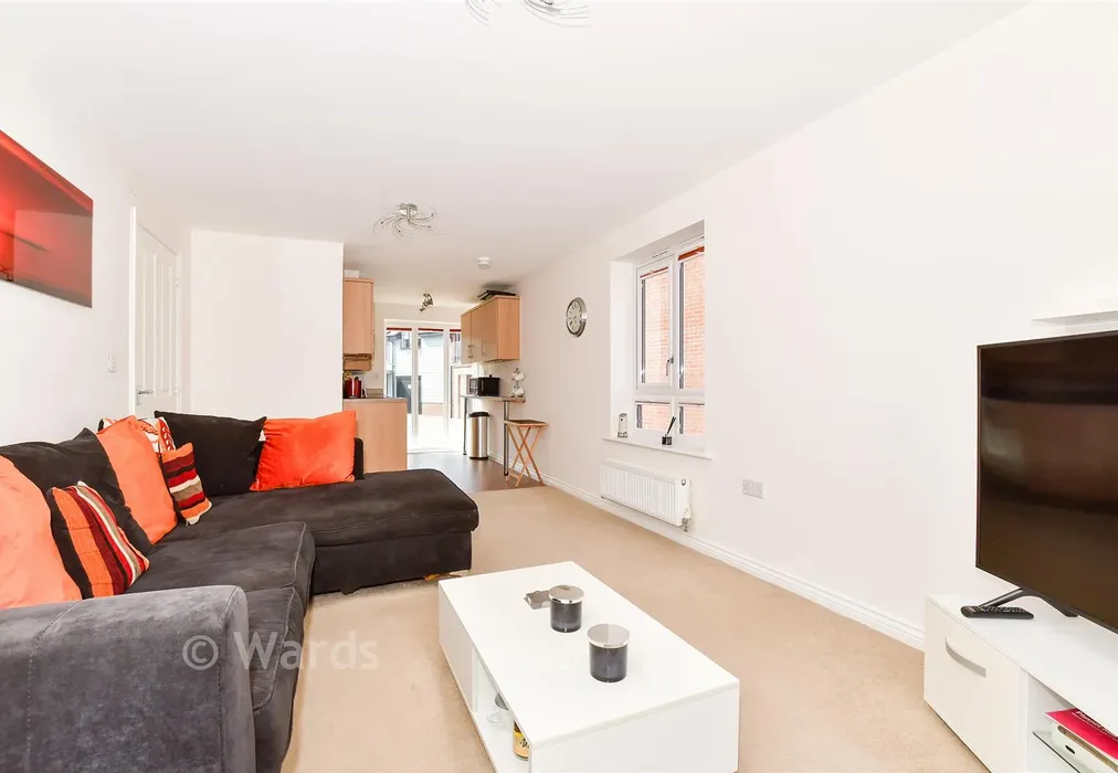 Lounge - Hawley Drive, Leybourne, West Malling, Kent - Wards of Kent