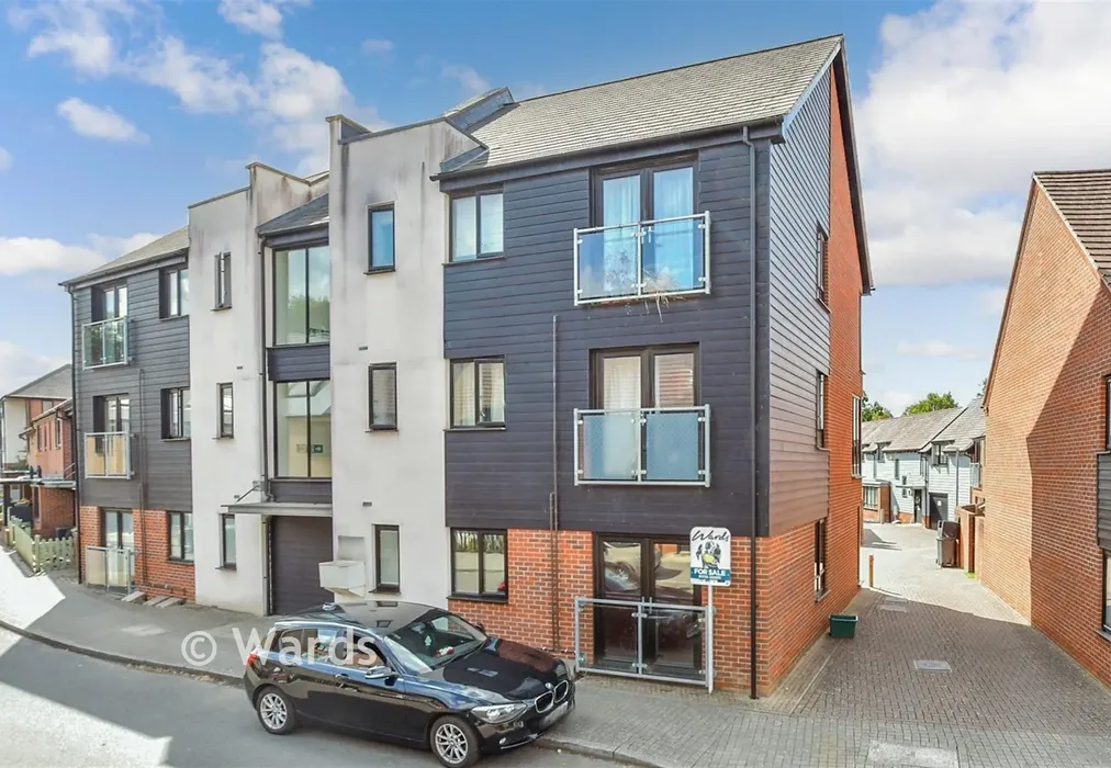 External (Web). - Hawley Drive, Leybourne, West Malling, Kent - Wards of Kent