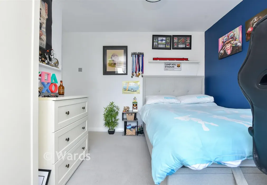 Bedroom 2 - The Downings, Herne Bay, Kent - Wards of Kent