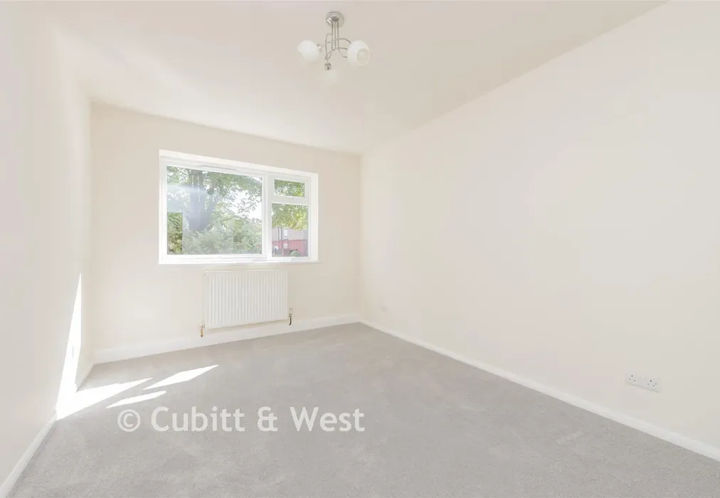 Bedroom - Carshalton Grove, Sutton, Surrey - Wards of Kent