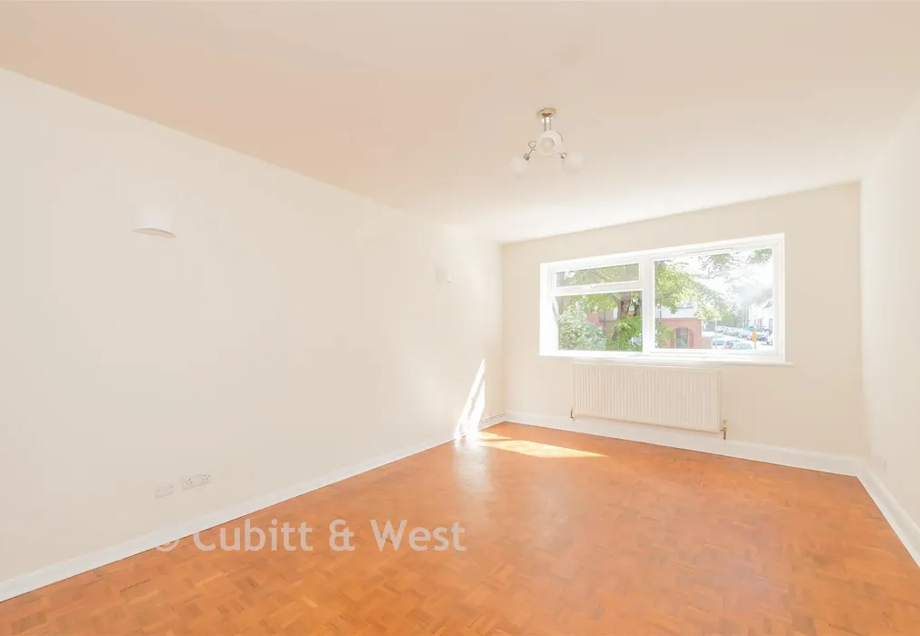 Lounge - Carshalton Grove, Sutton, Surrey - Wards of Kent