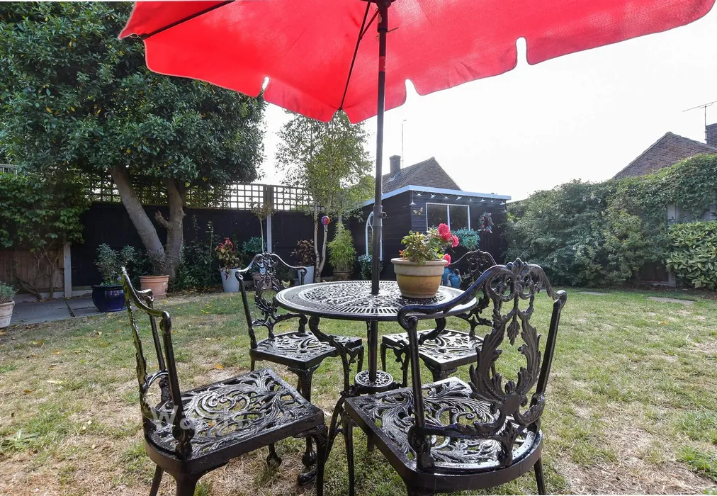 External Lifestyle Photograph - Hoopers Lane, Herne Bay, Kent - Wards of Kent