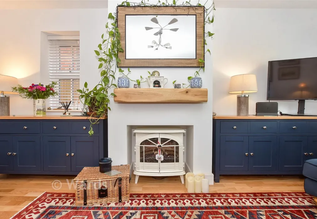 Internal Lifestyle Photograph - Hoopers Lane, Herne Bay, Kent - Wards of Kent