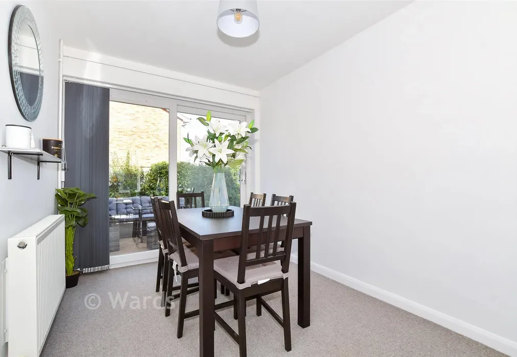 Lounge/Diner - Merton Road, Bearsted, Maidstone, Kent - Wards of Kent