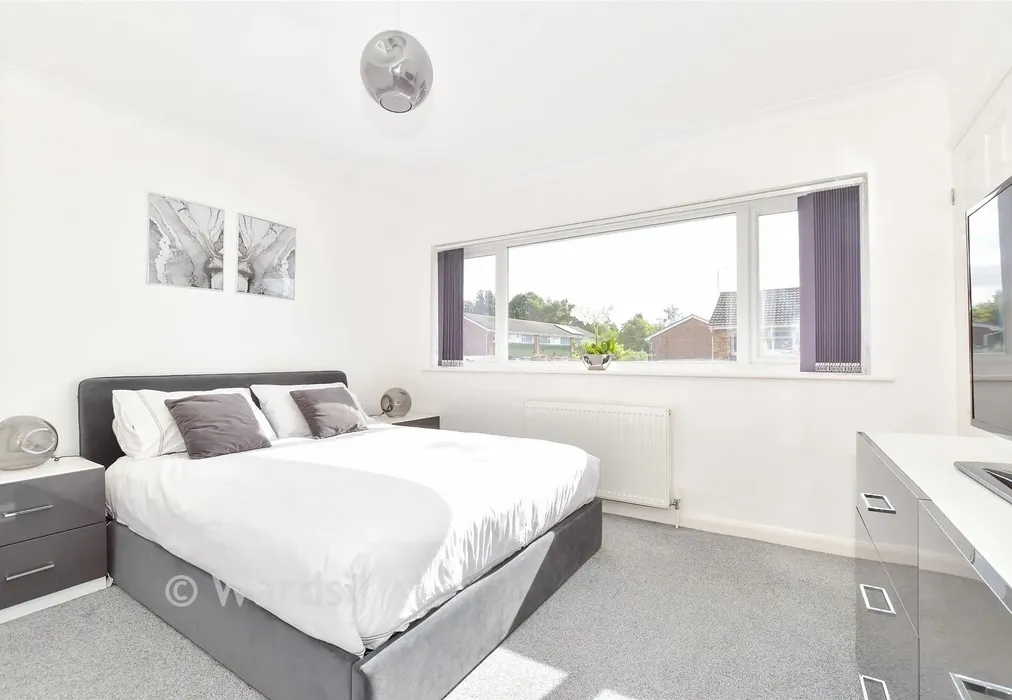 Bedroom 1 - Merton Road, Bearsted, Maidstone, Kent - Wards of Kent