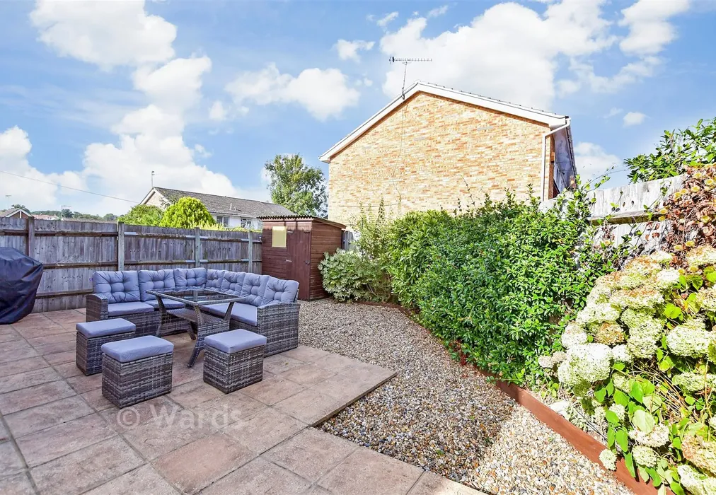 Rear Garden - Merton Road, Bearsted, Maidstone, Kent - Wards of Kent