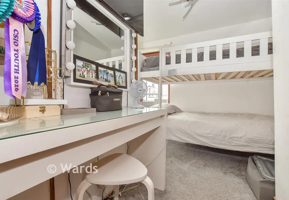 Bedroom 2 - High Street, Eastry, Sandwich, Kent - Wards of Kent