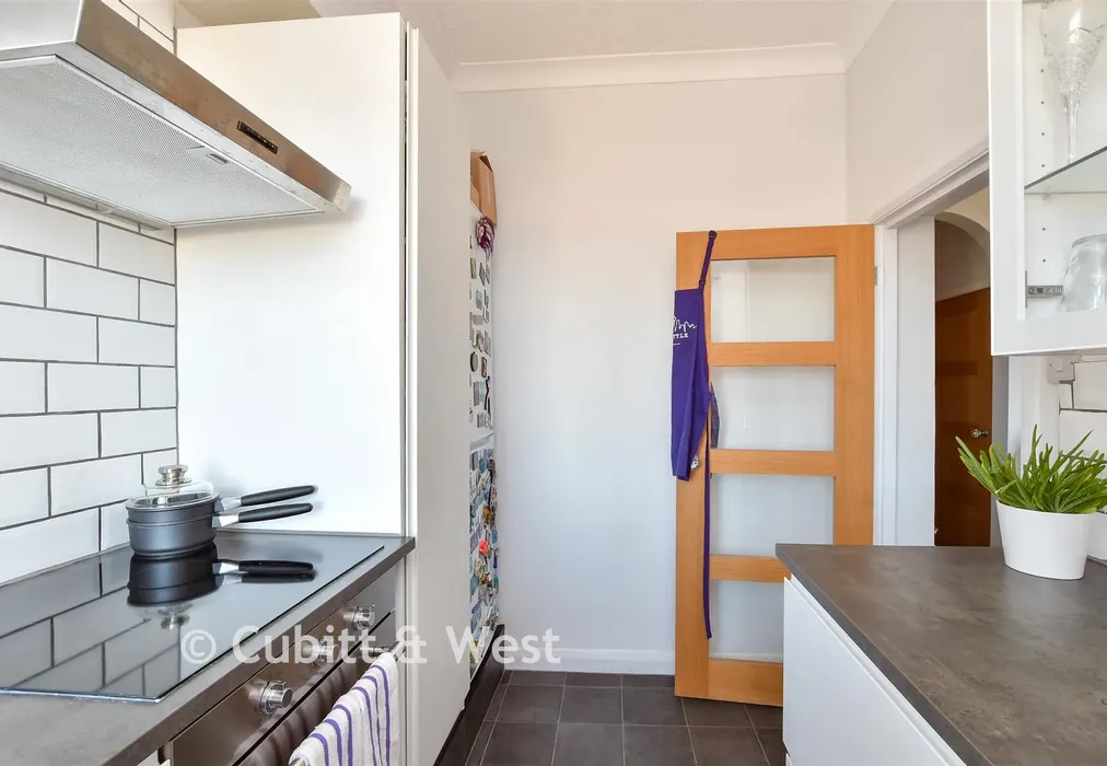 Kitchen - Grand Avenue, Worthing, West Sussex - Wards of Kent