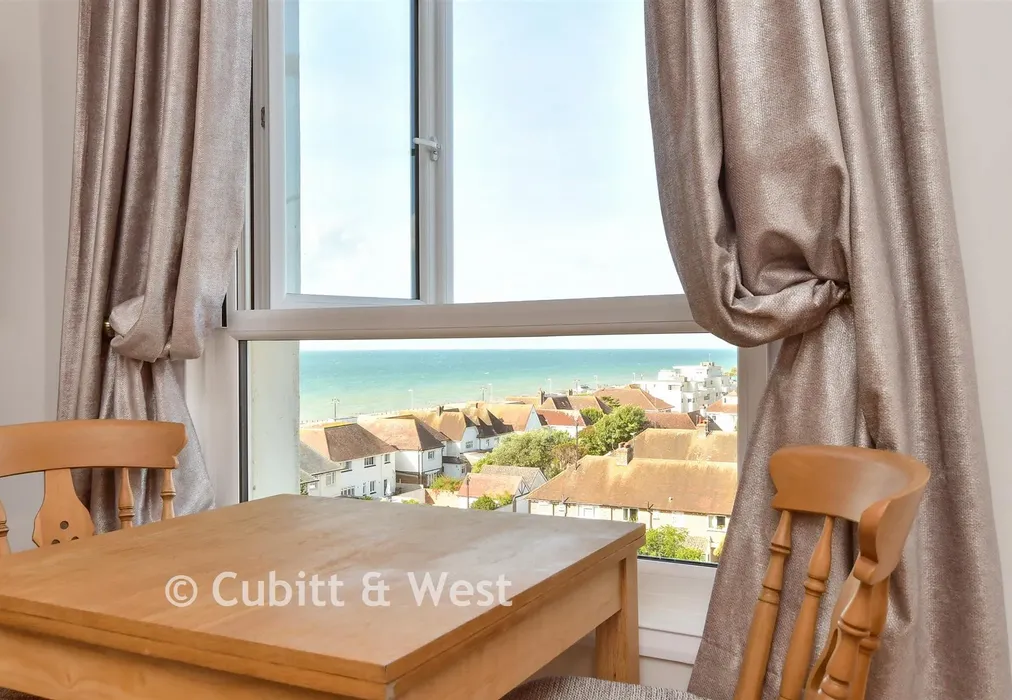Internal Lifestyle Photograph - Grand Avenue, Worthing, West Sussex - Wards of Kent