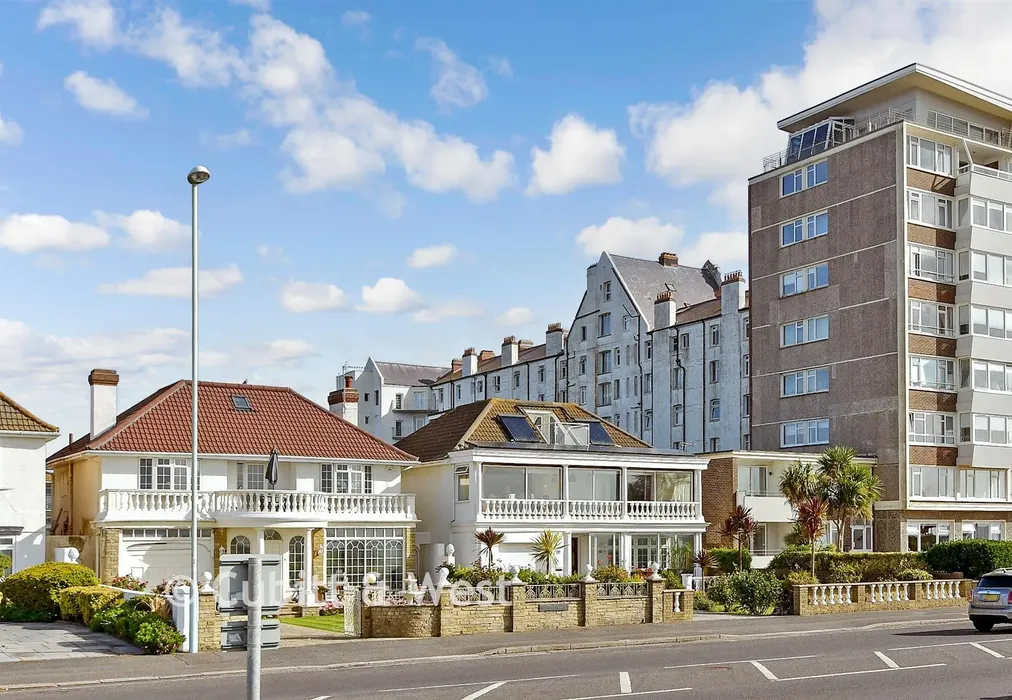 Rear Elevation - Grand Avenue, Worthing, West Sussex - Wards of Kent