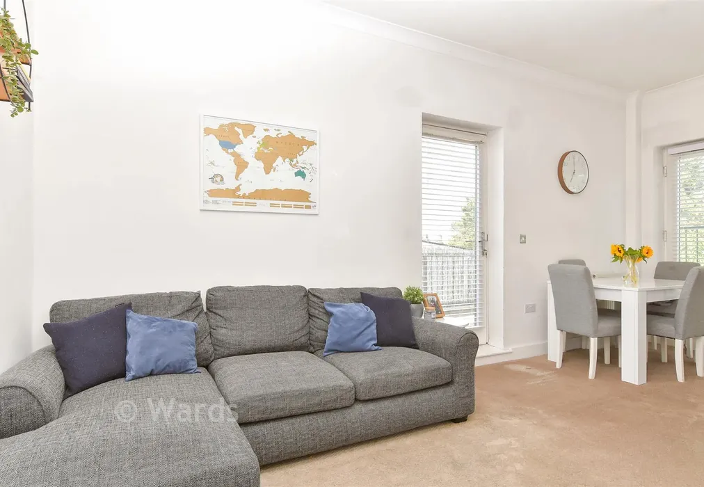 Lounge - Penpool Lane, Welling, Kent - Wards of Kent