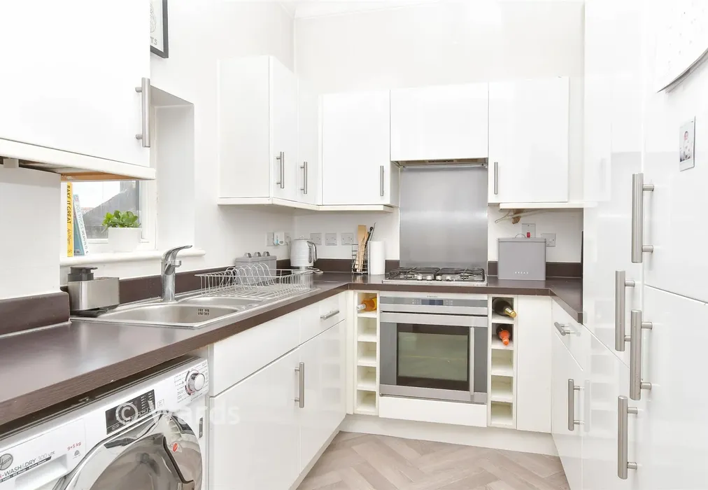 Kitchen - Penpool Lane, Welling, Kent - Wards of Kent