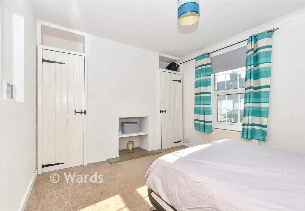 Bedroom 1 - Upper Denmark Road, Ashford, Kent - Wards of Kent