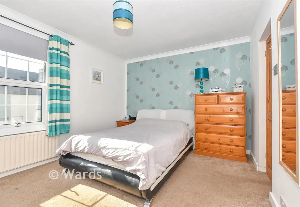 Bedroom 1 - Upper Denmark Road, Ashford, Kent - Wards of Kent