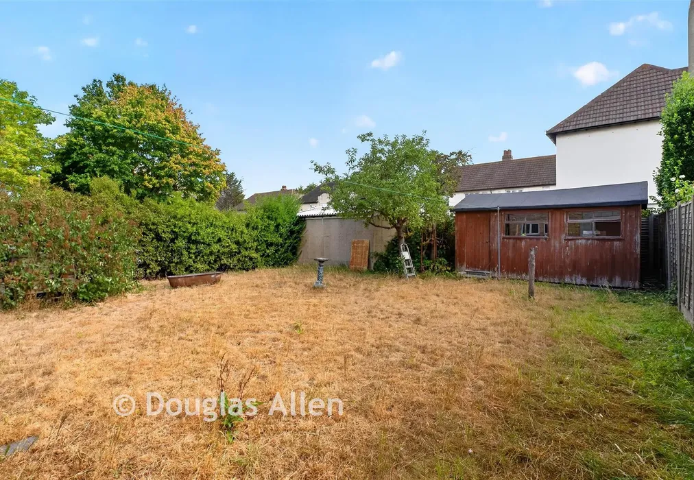 Rear Garden - East Road, Chadwell Heath, Essex - Wards of Kent