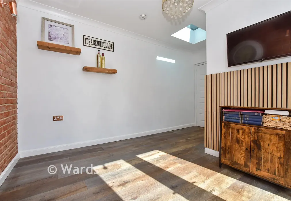 Family Room - Hill Crescent, Aylesham, Canterbury, Kent - Wards of Kent