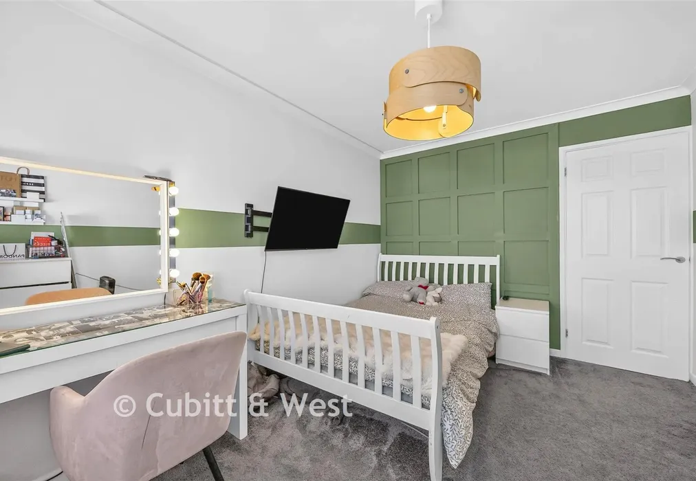 Bedroom 2 - Hulbert Road, Havant, Hampshire - Wards of Kent