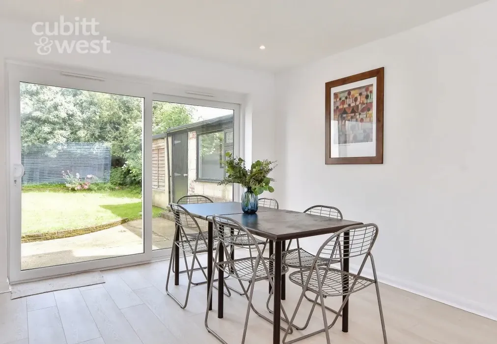 Dining Area - Arundel Road, Peacehaven, BN10 - Wards of Kent