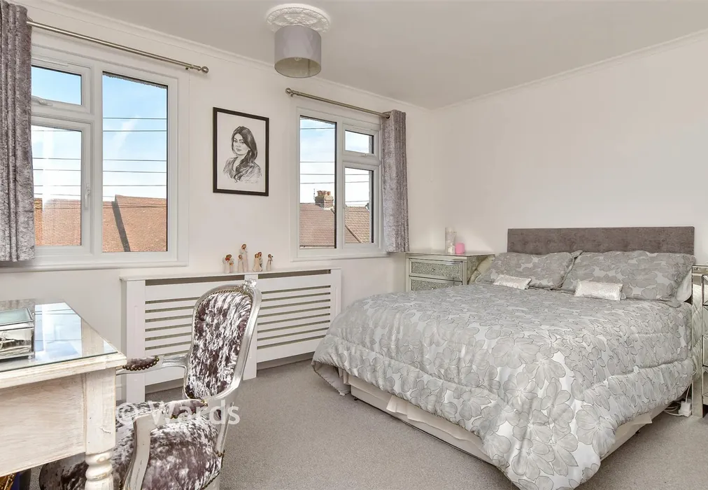 Bedroom 1 - Pagitt Street, Chatham, Kent - Wards of Kent