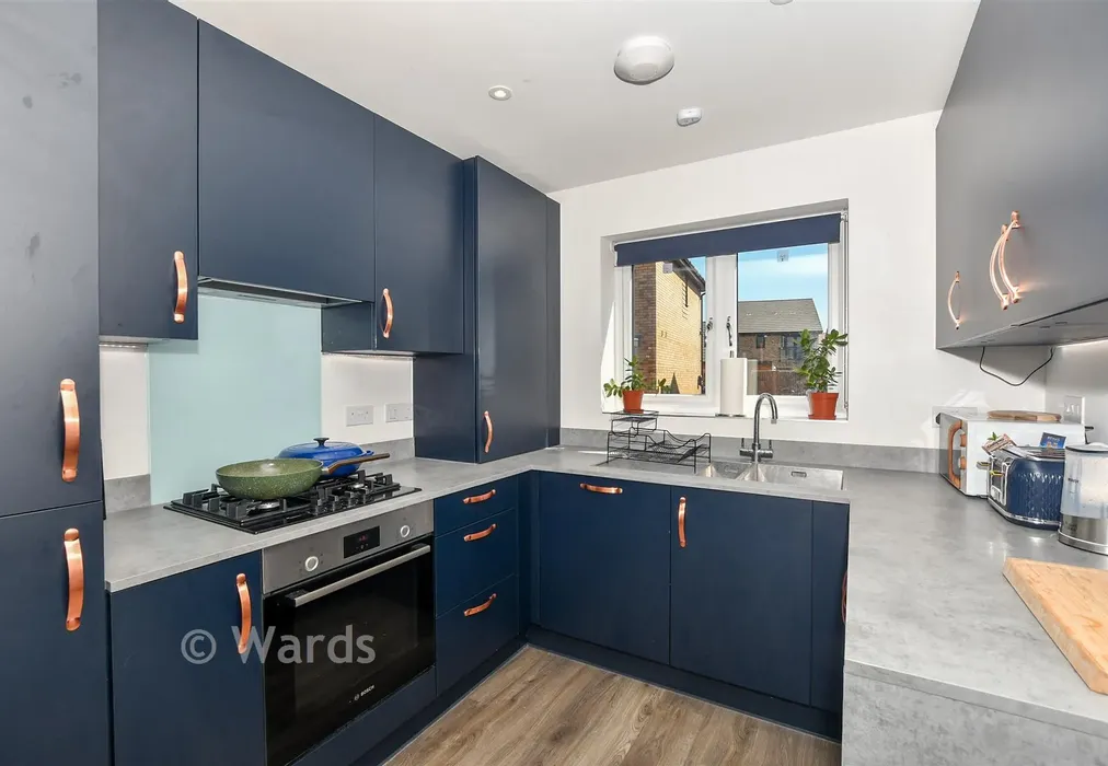 Kitchen - Serpentine Road, Faversham, Kent - Wards of Kent