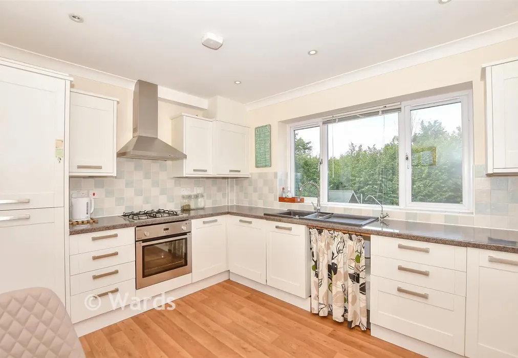 Kitchen - Western Road, Maidstone, Kent - Wards of Kent