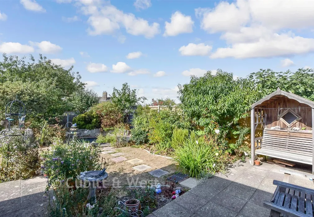 Rear Garden - Windsor Road, Waterlooville, Hampshire - Wards of Kent