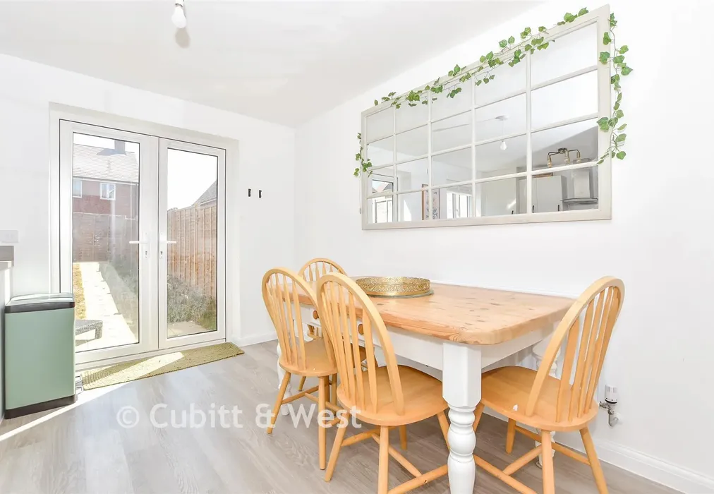 Kitchen/Diner - Whitegate Way, Chichester, West Sussex - Wards of Kent