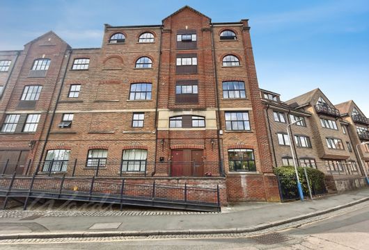 Whitefriars Wharf Tonbridge TN9 - Wards of Kent