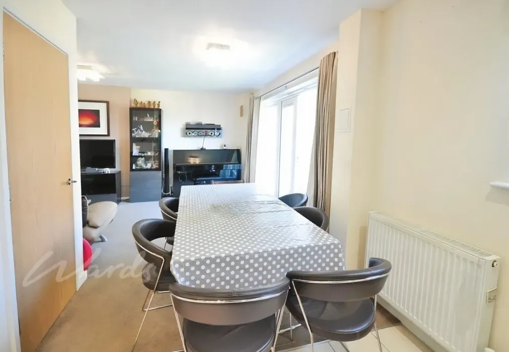 Dining Area - The Rise Greenhithe DA9 - Wards of Kent