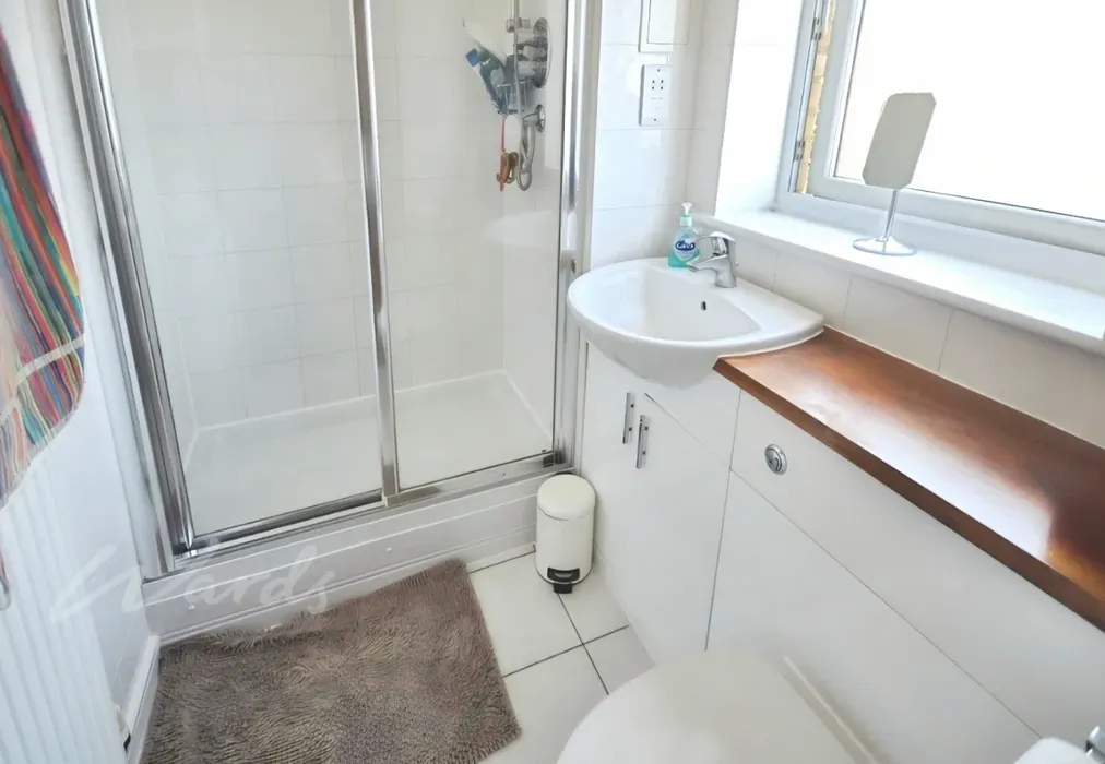 Shower Room - The Rise Greenhithe DA9 - Wards of Kent