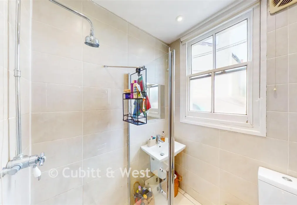 Shower Room - Buckingham Road, Brighton, East Sussex - Wards of Kent