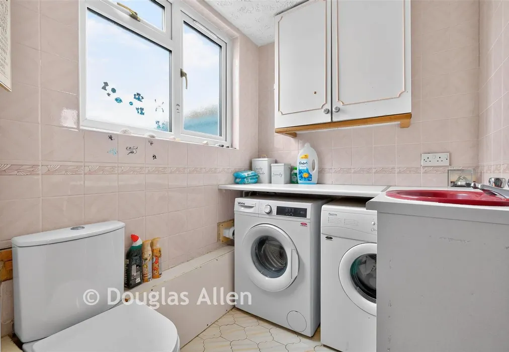 Utility - The Willows, Basildon, Essex - Wards of Kent