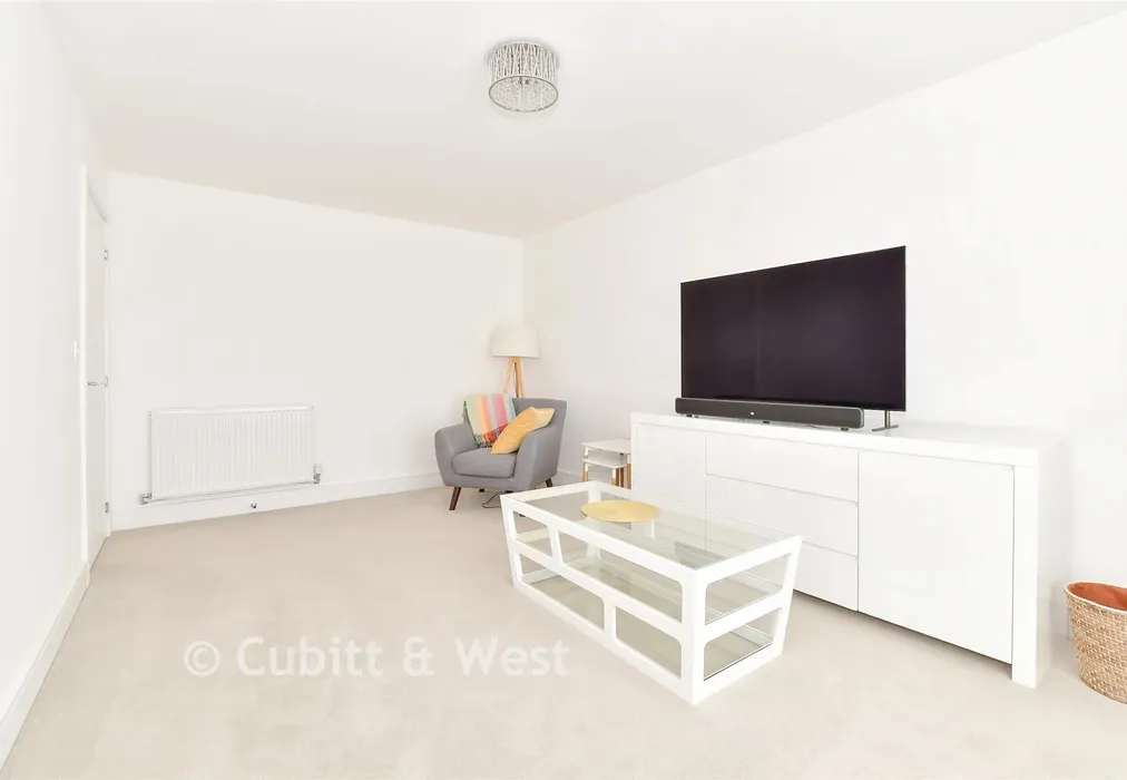 Lounge - Burdock Road, Horsham, West Sussex - Wards of Kent