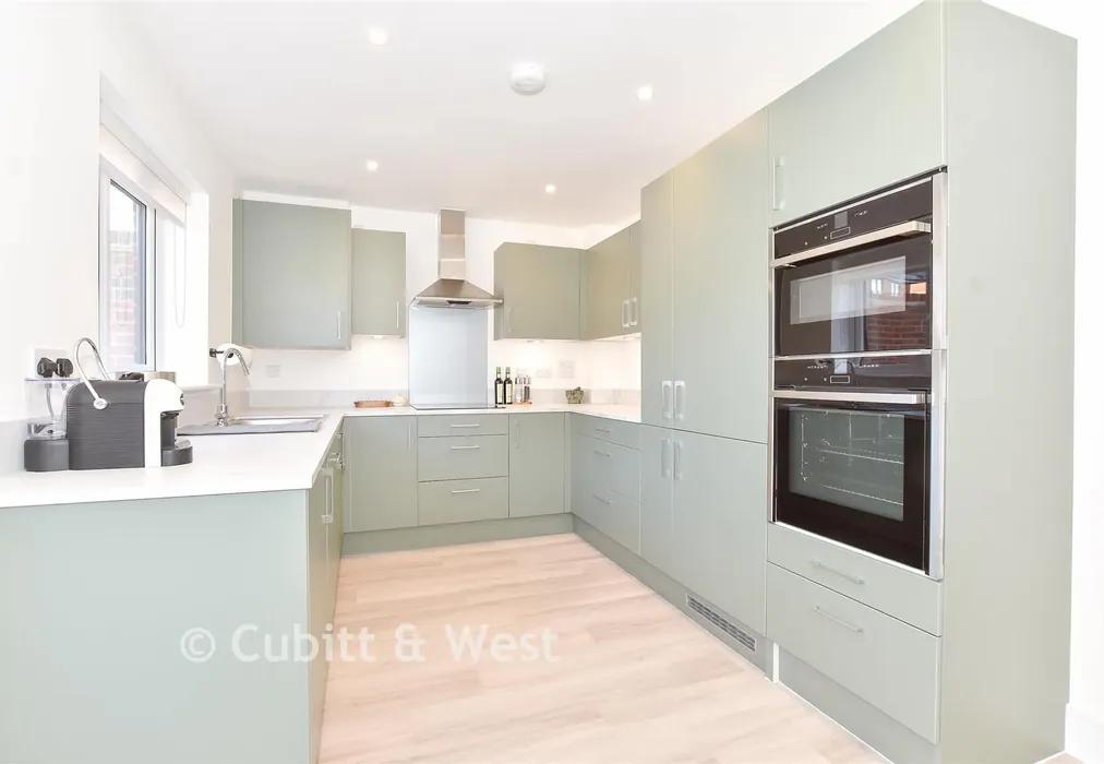 Kitchen/Dining Room - Burdock Road, Horsham, West Sussex - Wards of Kent