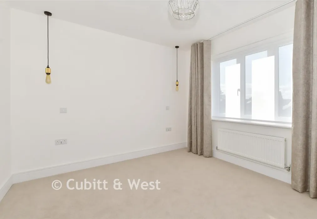 Bedroom 1 - Burdock Road, Horsham, West Sussex - Wards of Kent