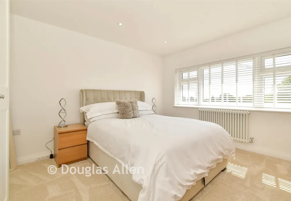 Bedroom 2 - Billericay Road, Herongate, Essex - Wards of Kent