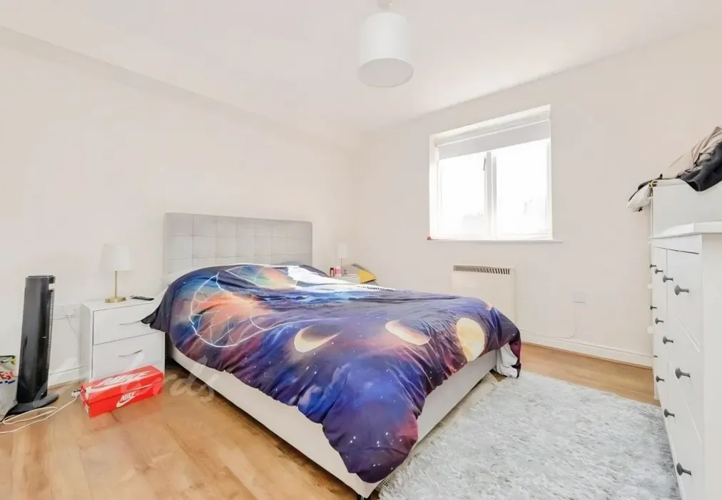 Bedroom 1 - Dunlop Close Dartford DA1 - Wards of Kent