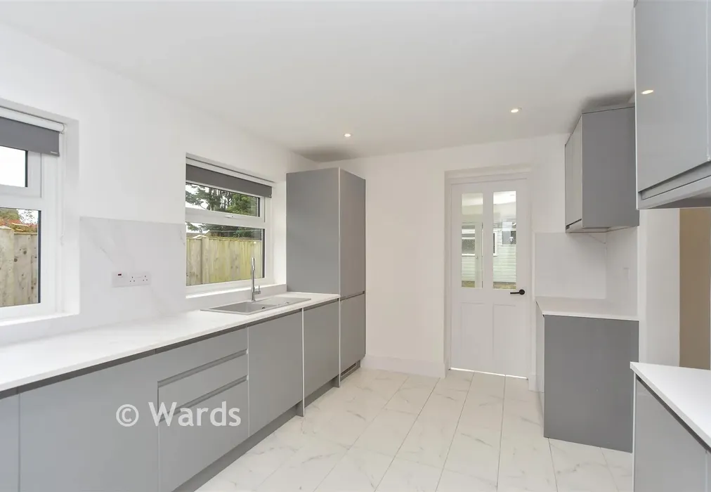 Kitchen/Breakfast Room - Danes Drive, Bayview, Kent - Wards of Kent