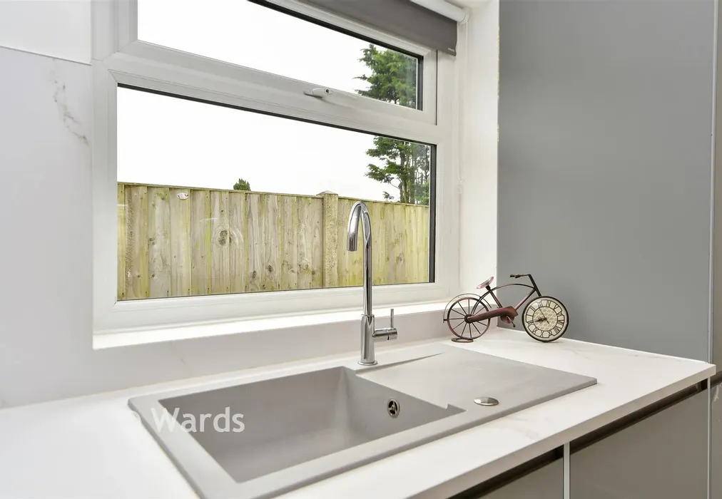 Internal Feature - Danes Drive, Bayview, Kent - Wards of Kent