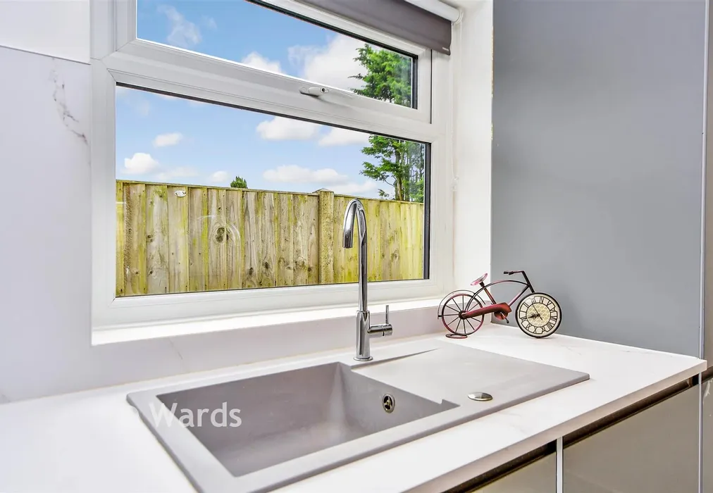 Internal Feature - Danes Drive, Bayview, Kent - Wards of Kent