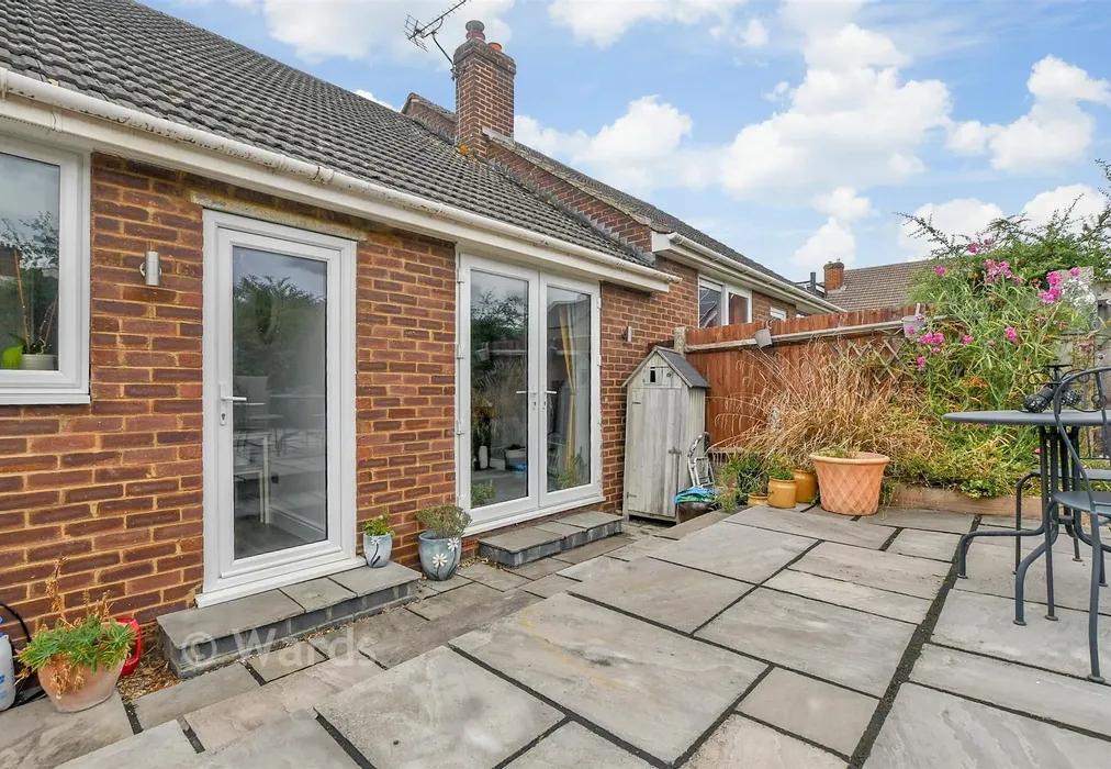 Patio / Decking - Cooper Road, Snodland, Kent - Wards of Kent