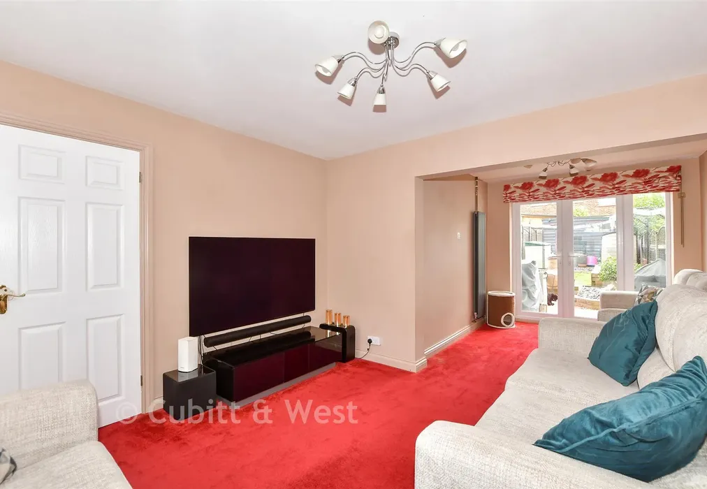 Lounge - Friars Rookery, Three Bridges, Crawley, West Sussex - Wards of Kent