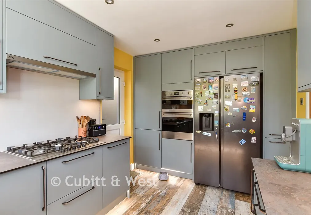 Kitchen - Bankside, Brighton, East Sussex - Wards of Kent
