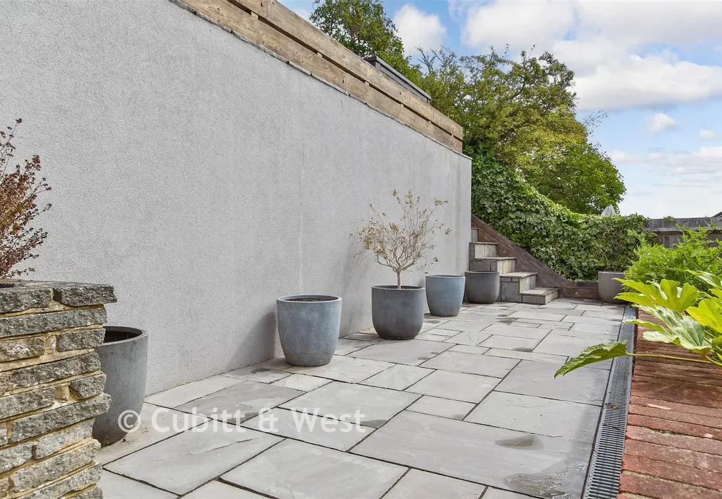 Patio / Decking - Bankside, Brighton, East Sussex - Wards of Kent