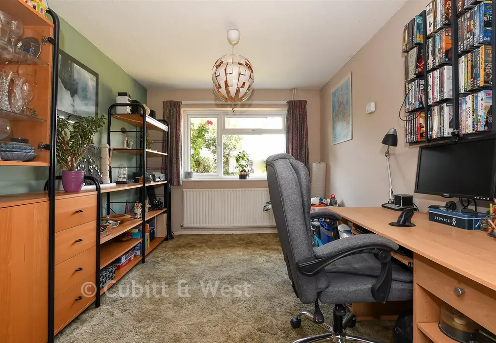 Dining Room - Poynes Road, Horley, Surrey - Wards of Kent