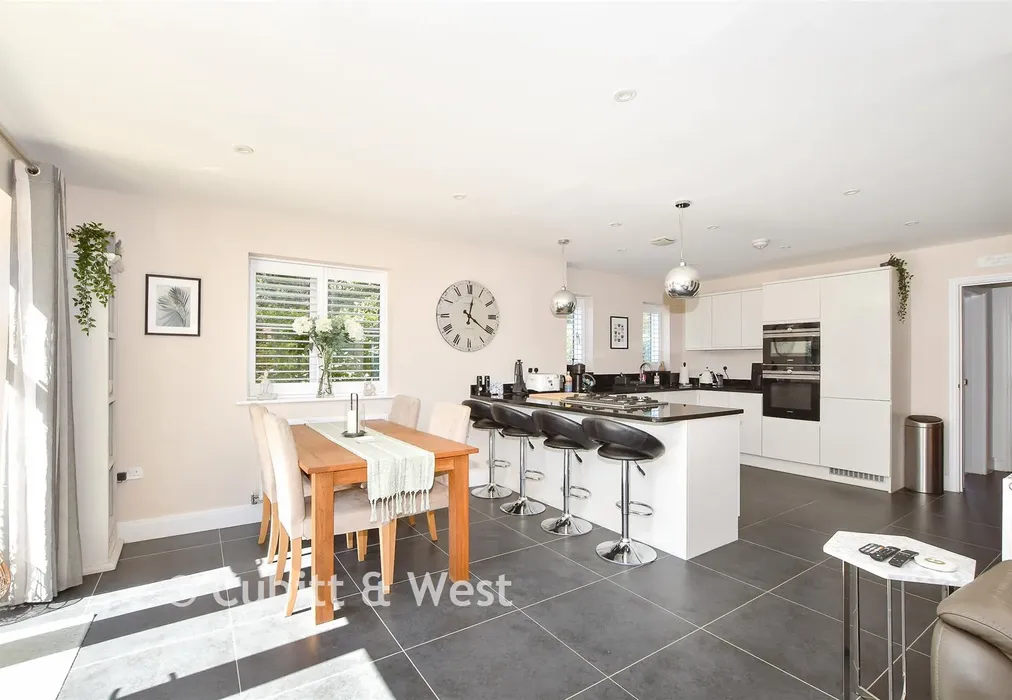 Kitchen/Dining Room - Wychwood Place, Crawley Down, Crawley, West Sussex - Wards of Kent