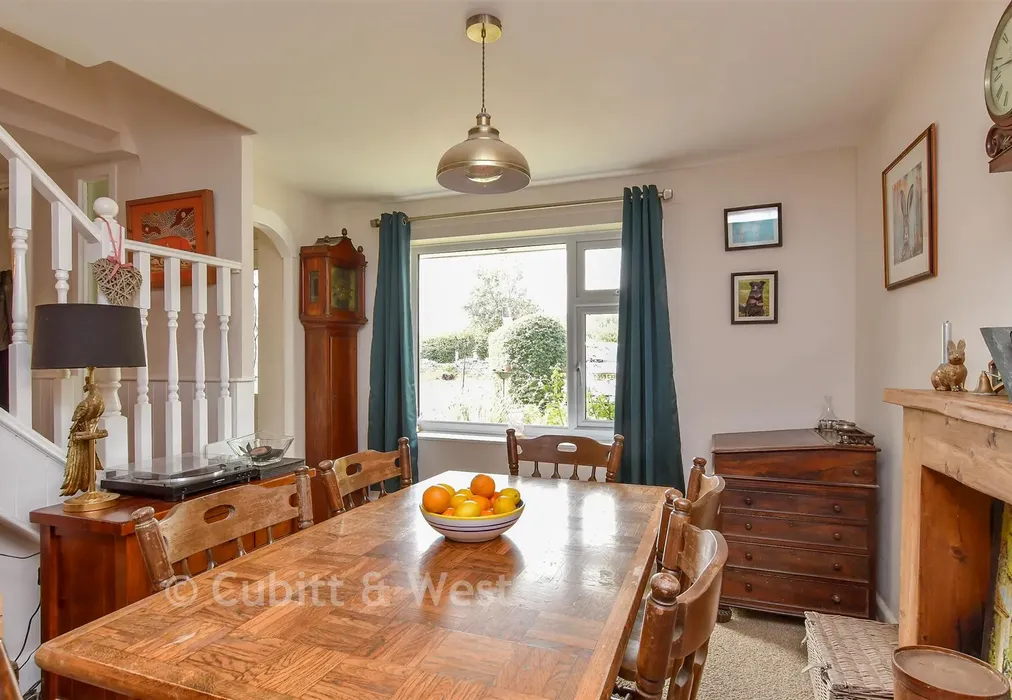 Dining Room - Martens Field, Rodmell, Lewes, East Sussex - Wards of Kent