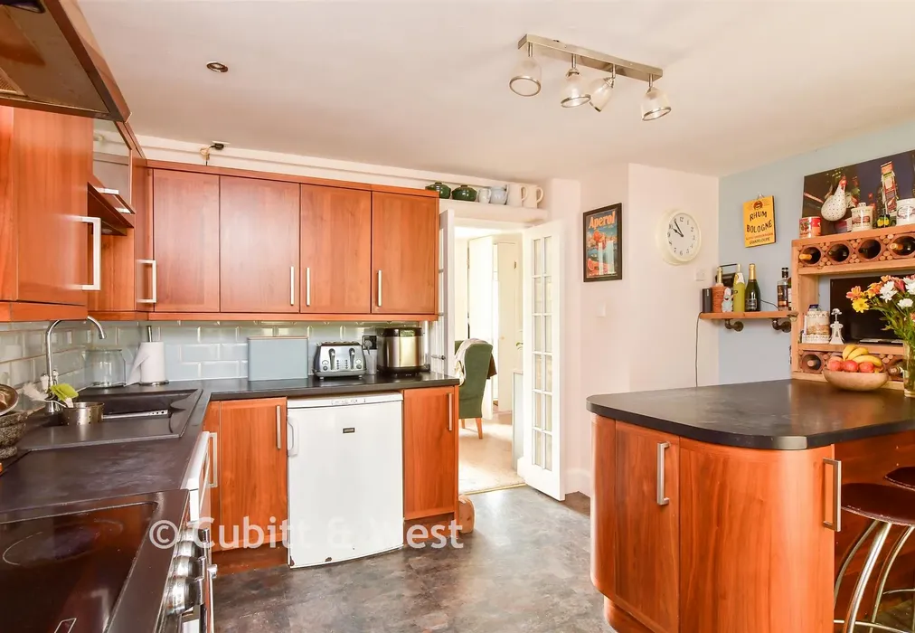 Kitchen - Martens Field, Rodmell, Lewes, East Sussex - Wards of Kent