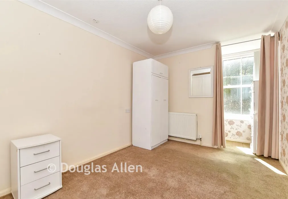 Bedroom - Bridgecote Lane, Basildon, Essex - Wards of Kent