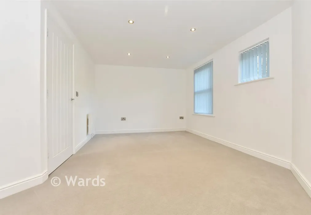 Bedroom - Bingley Court, Canterbury, Kent - Wards of Kent
